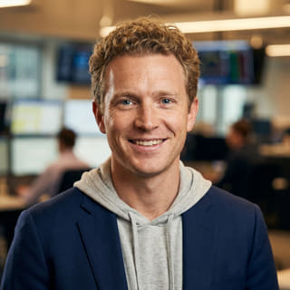 Ryan Brooks, Berk Sermayaç bünyesinde görev yapan Baş Trading Analisti